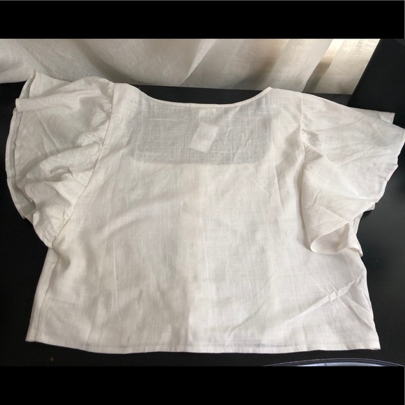 💎BOGOHO Ivory button-down crop top - Picture 7 of 8